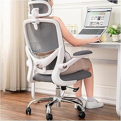 Cómo ajustar una silla ergonómica para personas bajas