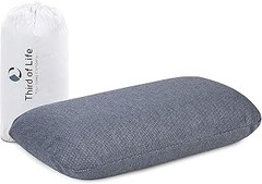 Las mejores almohadas compactas según tu posición al dormir